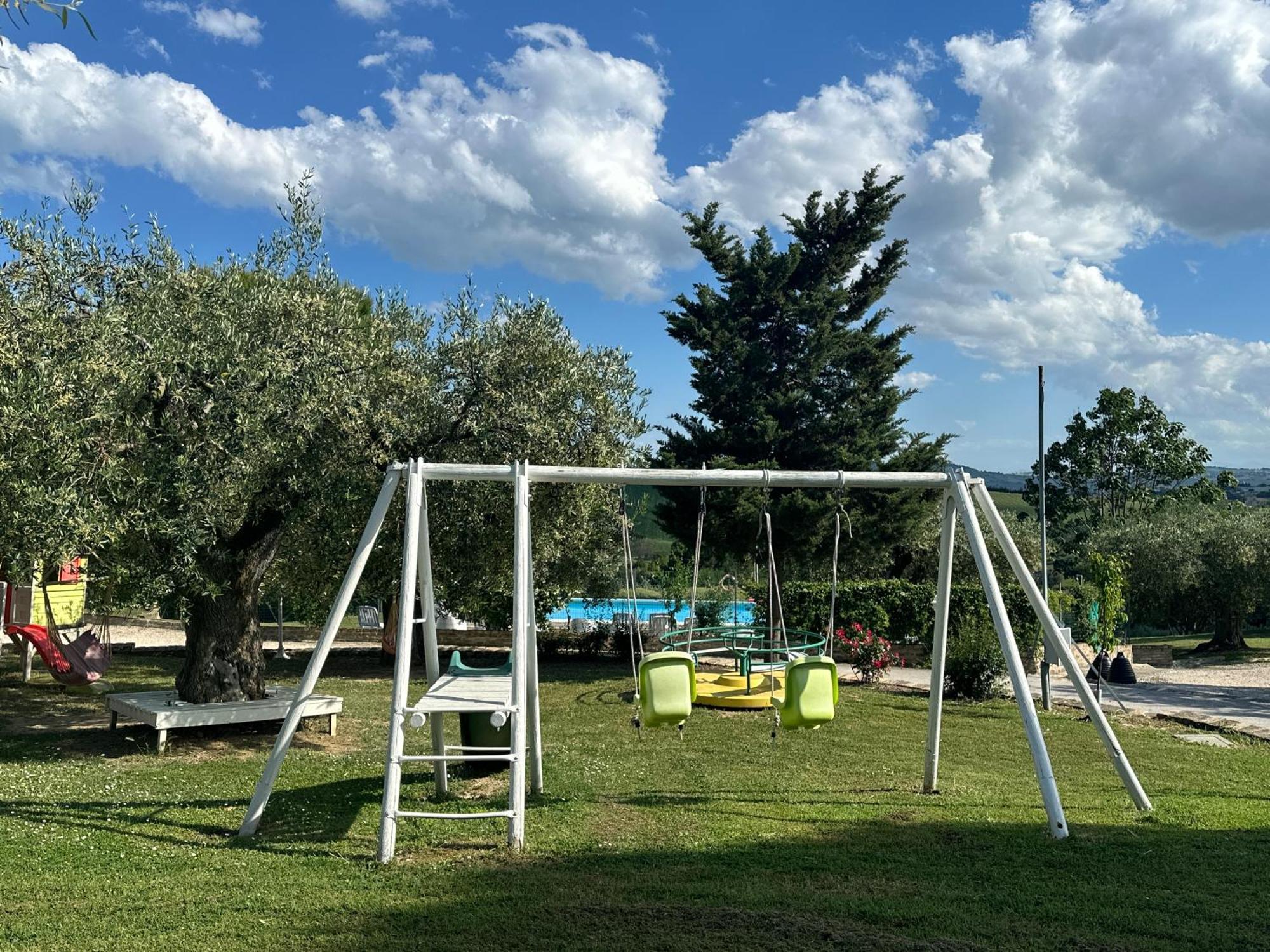 Agriturismo Case Al Sole Loreto Exterior photo